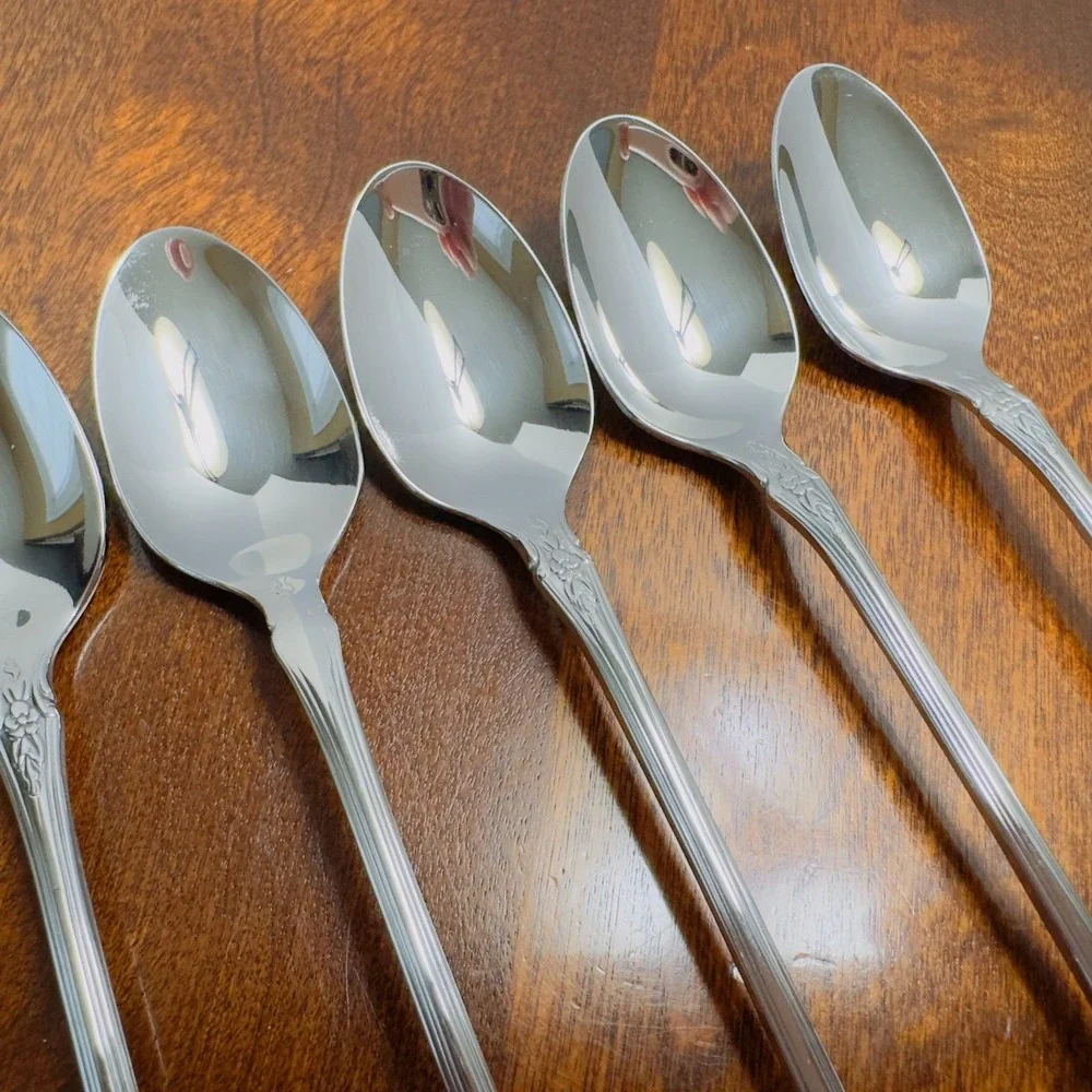 Oneida USA SAMANTHA Stainless Steel Flatware Lot of 5 Iced Tea Spoons